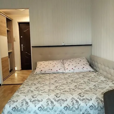 400 M Od Mola Dzielnica Uzdrowiskowa ホームステイ